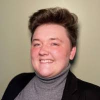 Liz Petersen's Instagram, Twitter & Facebook