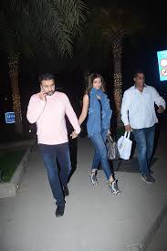 Shilpa Shetty With Hubby Raj Kundra Spotted At Nara Thai Bkc Bandra Photos Filmibeat 베델교회는 남가주 켈리포니아 오랜지 카운티 얼바인에 위치한 미주 한인 교포들을 위한 교회로서 예수 그리스도의 복음을 충실히 전하며 하나님 나라를 확장하기 위해 각 사역과 선교을 활발하게 진행하고. nara thai bkc bandra photos