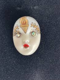Adagio Face Brooches