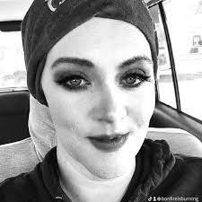 Laura Blalock's Instagram, Twitter & Facebook