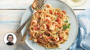 Pates Aux Mactres De Stimpson Et Aux Crevettes De Christian Begin Recipe Shrimp Pasta Pasta How To Cook Pasta