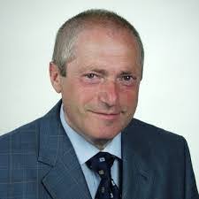 Robert Knospe's Instagram, Twitter & Facebook