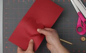 Crafting expert sophie maletsky shows you how to cut out a perfect heart every time. 3d Heart Valentine S Card Free Template