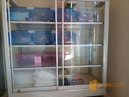 082216278305 for more info klik website di bio yaa www.mahamebel.com. Lemari Etalase Kaca Balikpapan Jualo