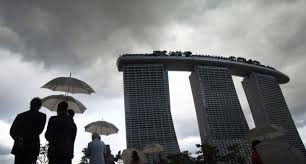 The rainy months are from october to january, but in singapore rains throughout the year, fall in average about 2400 the city of singapore has an average of 178 rainy days per year, the month. Singapore Endured Its Hottest And Driest September