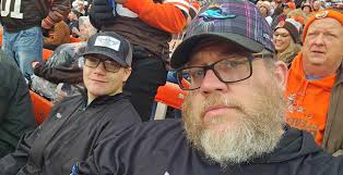 Wanted to say thanks again to everyone who chipped in for the Tickets for  the game tonight.... Had an absolute blast with Dawson Bond and got to hang  out with Jeremiah Ellis