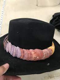 Shell Hat Band Simple Lei To Make Its Very Heavy Which Is Perfect For Windy Places On Maui To Keep Your Papale On Hat Band Hat Bands Lei Ideas