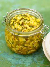 Jamie Oliver S Courgette Pickles This Is Great If You Ve Got A Glut Of Homegrown Courgettes As It Will Keep For A Few Weeks I Recette Jamie Oliver Courgette