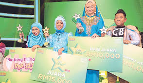 Ada 20 gudang lagu syifa the beautiful peacock ceria i star 2017 ko terbaru, klik salah satu untuk download lagu mudah dan cepat. Kelantangan Syifa Curi Perhatian