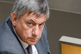 Jan jambon has been belgium's deputy prime minister and minister for security and internal affairs, in charge of state buildings, since 2014. Jan Jambon Reageert Kwaad Op Dom En Onverantwoord Gedrag Van Corona Overtreders Binnenland Hln Be