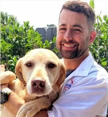 Happy 9th anniversary Dr. Dusty! 🐾🎉 Dr. Dusty is one of our incredible  veterinarians, one of our practice owners, and leads our team and clinic in  our blood bank services. He's no