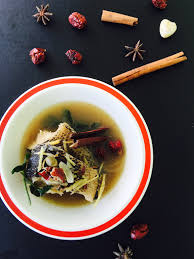 Bahan bahan untuk membuat sup kacang merah untuk menu sahur yang kumplit, sehat dan nikmat. Sup Ikan Haruan Kurma Merah Dapur Kak Noor
