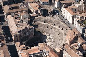 The anfiteatro romano or the roman amphitheatre of catania is an archaeological ruin located the heart of the city. Catania Veduta Del Teatro Romano E Dell Odeon C Foto G Fragala Download Scientific Diagram