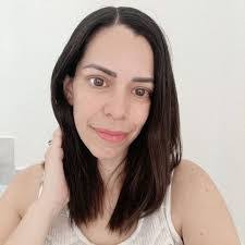 Alejandra Maciel's Instagram, Twitter & Facebook