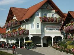 Das 4**** hotel garni drei mäderl haus liegt nahe der therme loipersdorf, in einem ruhigen. Ritscho Hotel Garni Drei Maderl Haus Unterlamm Holidaycheck Steiermark Osterreich