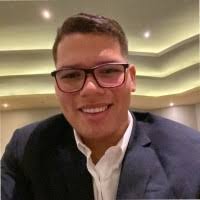 2100+ perfiles de «Ramiro»