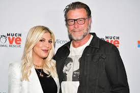 Absent from the nuptials were tori's parents, aaron and candy spelling. Tori Spelling Dean Mcdermott Sleeping In Separate Rooms