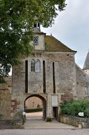 Epoisses Cote D Or Le Chateau Porte Burgundy France French Castles French Architecture