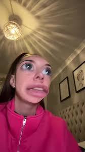 Anna Devitt Scottish Comedian