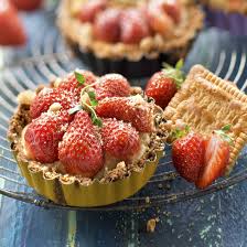 Tartelettes Fraises Et Petit Lu Recette Recette Recette De Tartelette Mini Tarte Alimentation