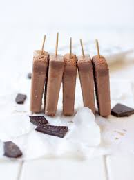 Nussnougatcreme mit schokolade und sahne. Nutella Eis Am Stiel Mit Nur Zwei Zutaten Trytrytry