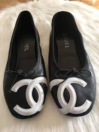 Black And White Flats Chanel Black Cambon White Cc Quilted Leather Ligne Ballet Eu39 Flats Size Us 7 Regular M B Chanel Black Quilted Leather Chanel