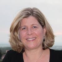 Beth Ralston's Instagram, Twitter & Facebook