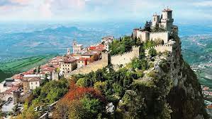 We are part of @unioftheartslondon linkin.bio/csm_news. Les Maisons A Travers Saint Marin