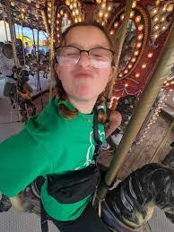 Heather Coville's Instagram, Twitter & Facebook