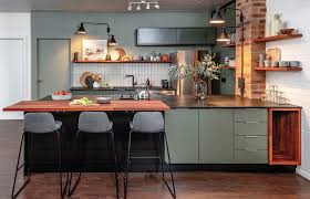 Hgtv's good bones transformed this dated kitchen from cramped to airy. Lea Pleasure Island En Linea