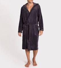 Un comparatif peignoir capuche homme vous permettra notamment de vous renseigner concernant les possibilités que vous avez à votre disposition. Peignoir Capuche Homme Taubert Bamboo Anthracite Lingerie Sipp