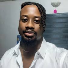 La Célèbre Dame (@thetolafame)