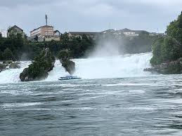 Rhf., called neuhausen until 1938) is a town and a municipality in the canton of schaffhausen in switzerland. Neuhausen Am Rheinfall Fotos Neuhausen Am Rheinfall Kanton Schaffhausen Reisefotos Tripadvisor