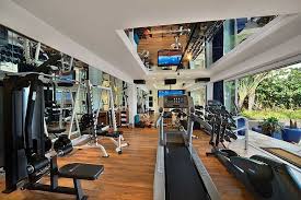 Top 5 Most Extravagant Personal Home Gyms Dream Home Gym Extravagant Homes At Home Gym