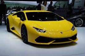 Lamborghini aventador svj vs huracan performante drag race. Lamborghini Huracan Price In India Images Specs Mileage Autoportal Com