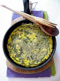 Sagra dell'asparago di marola, marola, veneto. Frittata Con Gamberi E Asparagi Di Mare