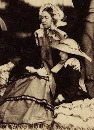 Queen Victoria With Her Daughter Princess Louise 1855 Queen Victoria Prince Albert Queen Victoria Family Queen Victoria S Daughters