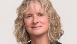 Government slammed for rising minimum wage