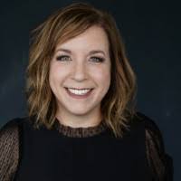 Marisa Ferris's Instagram, Twitter & Facebook