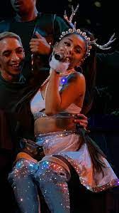 Ariana grande sweetener concert outfit. 8 Sweetener Tour Christmas Outfits Ideas Ariana Grande Pictures Ariana Grande Photos Ariana Grande Wallpaper