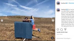 5 out of 5 stars. Pinks Ehemann Geht Mit Den Kindern Auf Den Schiessplatz Stern De