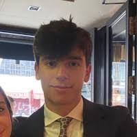 Robles Reyes's Instagram, Twitter & Facebook