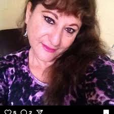 👤 (𝟭) 𝗘𝗺𝗽𝗲𝘇𝗼́ 𝗮 𝘀𝗲𝗴𝘂𝗶𝗿𝘁𝗲 🟢 𝗘𝗻 𝗹𝗶́𝗻𝗲𝗮 Hola. ¿Cómo  estás? 🥰. ¿De dónde eres?