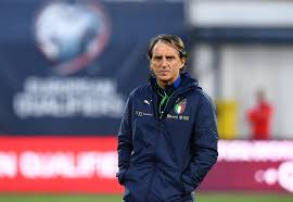 Via valtellina, 6 63074 san benedetto del tronto (ap) italia. Italia La Mossa Figc Per Blindare Mancini Rinnovo Fino Al 2026 Con Aumento News Sportmediaset