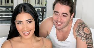 Simaria fez muitos elogios ao amado, com quem tem dois filhos, pawel e giovanna. Simaria Brinca Sobre Isolamento Com O Marido Querendo Esganar