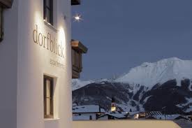 Herzlich willkommen im haus dorfblick in serfaus bei familie tschuggmall. Bergfex Dorfblick Appartements Pension Ferienwohnung Fiss Serfaus Fiss Ladis