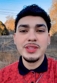 Estaré pendiente👁️😍. Entra al link de mi bio y deja tu like por favor 🥹🫶