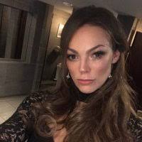 Leanne Harris's Instagram, Twitter & Facebook