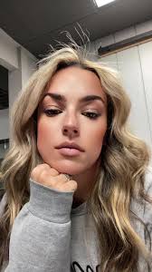 Amber Webber and Heidi Meade