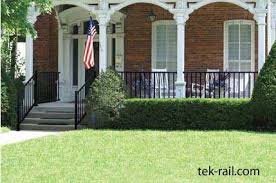 For more composite railing and decking ideas, click here. Simple Designs Using Wooden 2x2 Inch Balusters May Be Quite Appropriate For Many Porches Description F Aluminum Porch Railing Patio Deck Designs Porch Railing